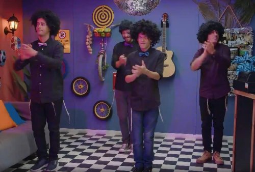 שלוקים בסוכה | שמחה וריקודים לכבוד החג