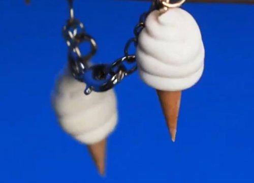 איך מכינים צמיד גלידות חמוד בעזרת חמר פולימרי?