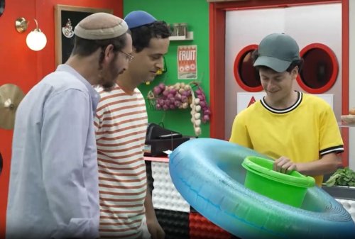 שלוקים | מדוע יונתן עצוב ומאוכזב, ומי יכול לעזור לו? ואיזה שימושים מצחיקים מצאו החבר'ה לגלגל ים ולדלי?