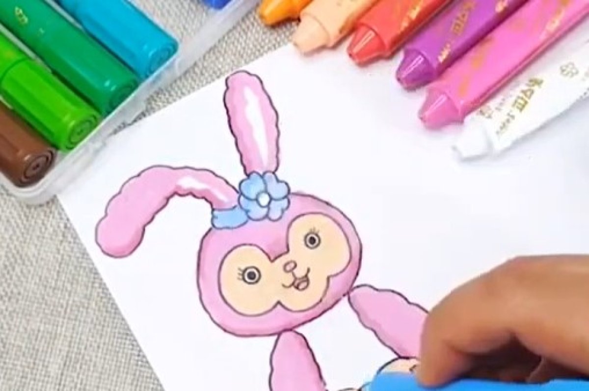 חוזרים לבית הספר: איך מכינים מחברות וכלי כתיבה מיוחדים שאין לאף אחד אחר?