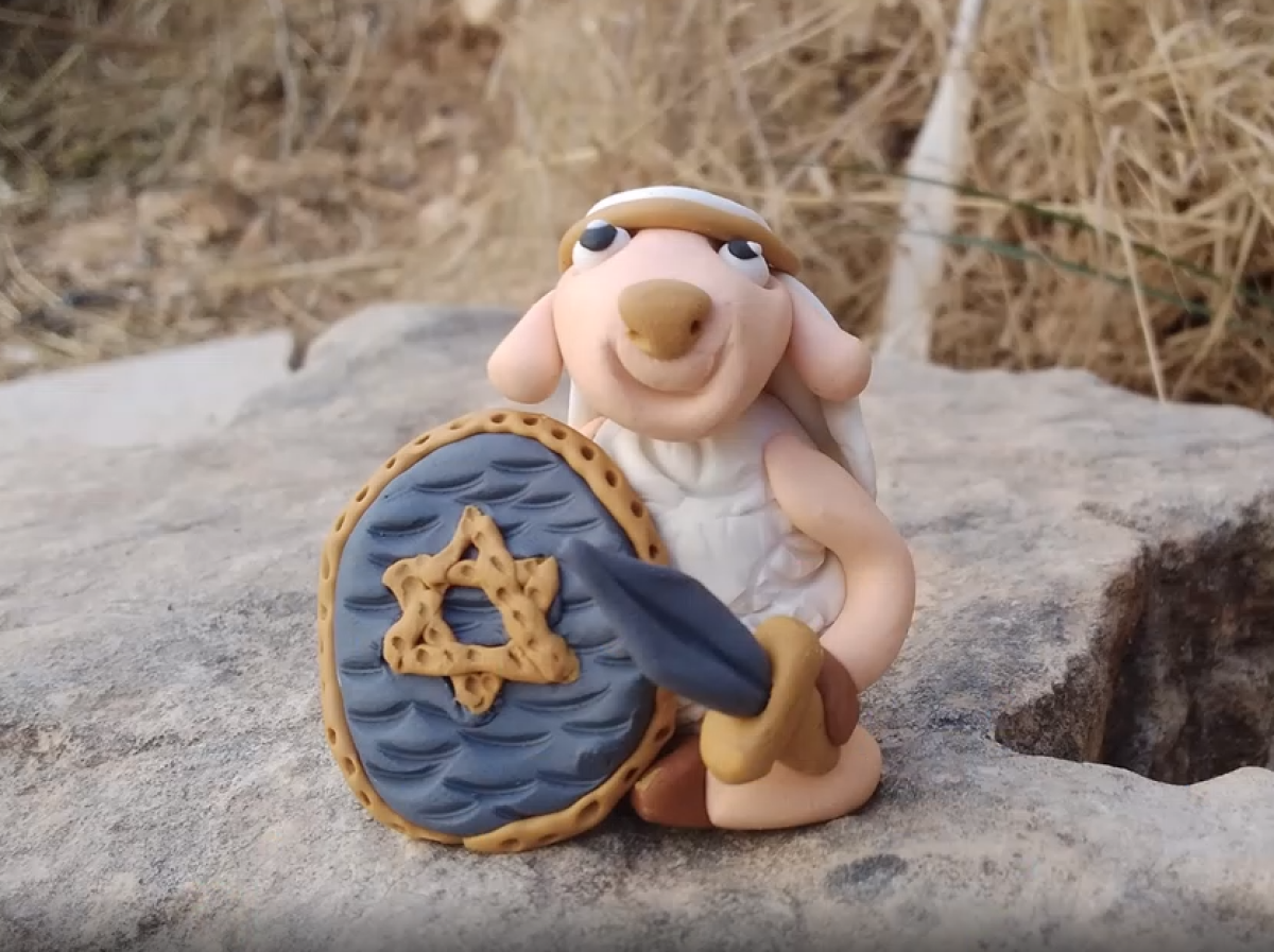 חוג יצירה בפלסטלינה | חנוכה - חנוכה בפלסטלינה | כבשה מכבית
