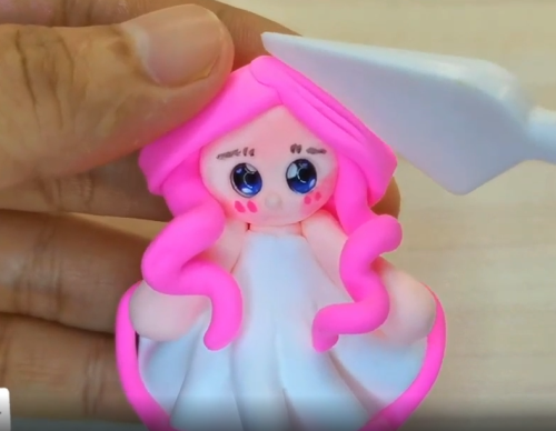 איך מכינים כלים קטנים וחמודים מחימר פולימרי?