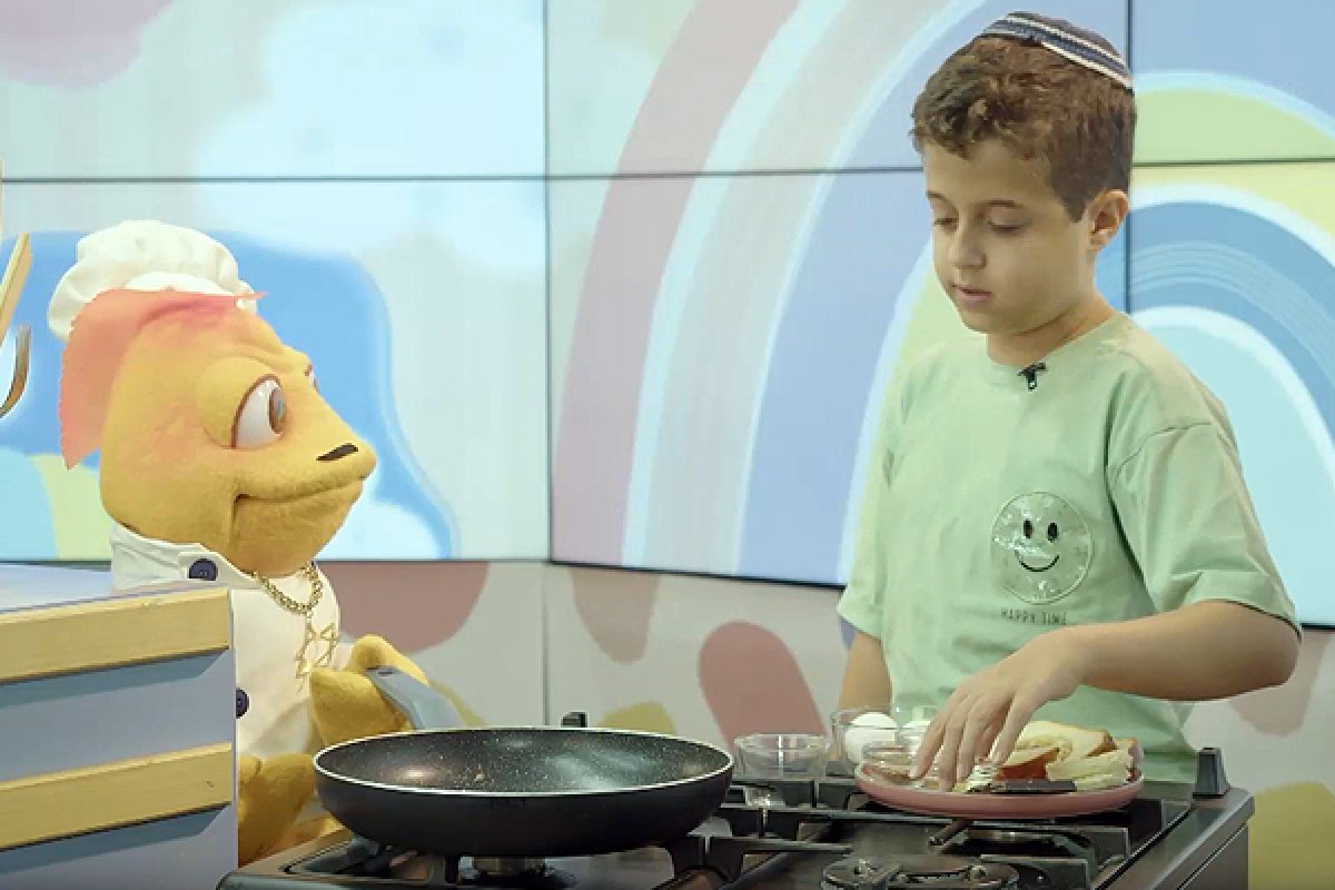 השף הצעיר | מורי וברדוגו מכינים 'ביצה בקן'