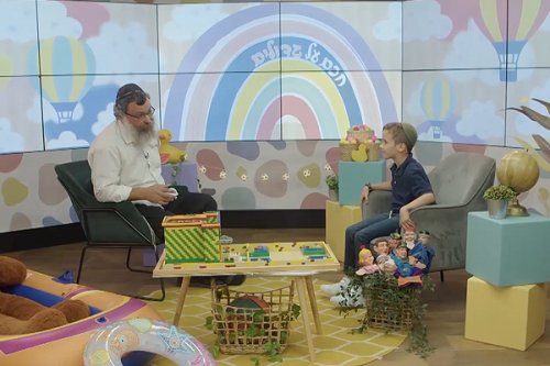 חכם על גדולים | בער'קה מארח את חמדי גנץ שמתמחה בבנייה בלגו