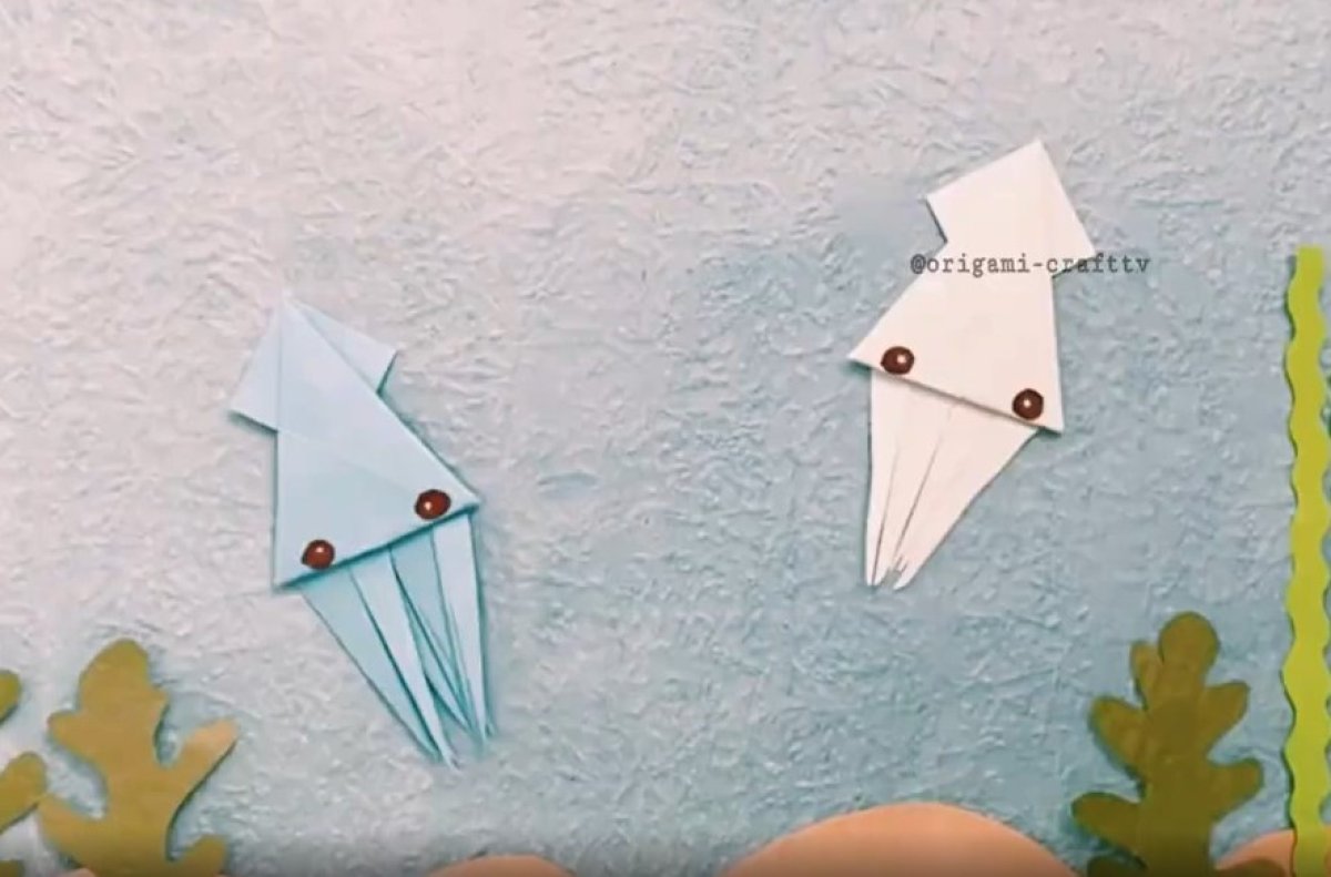 איך מכינים דיונון מנייר בכמה קיפולים פשוטים?