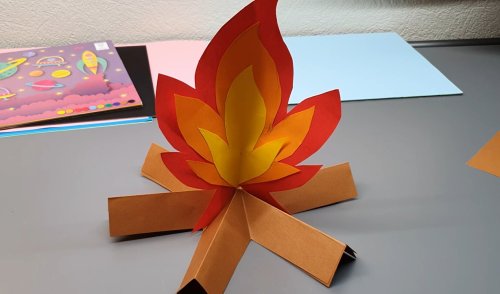 קלי קלות: כך תכינו מדורת קרטון מרהיבה