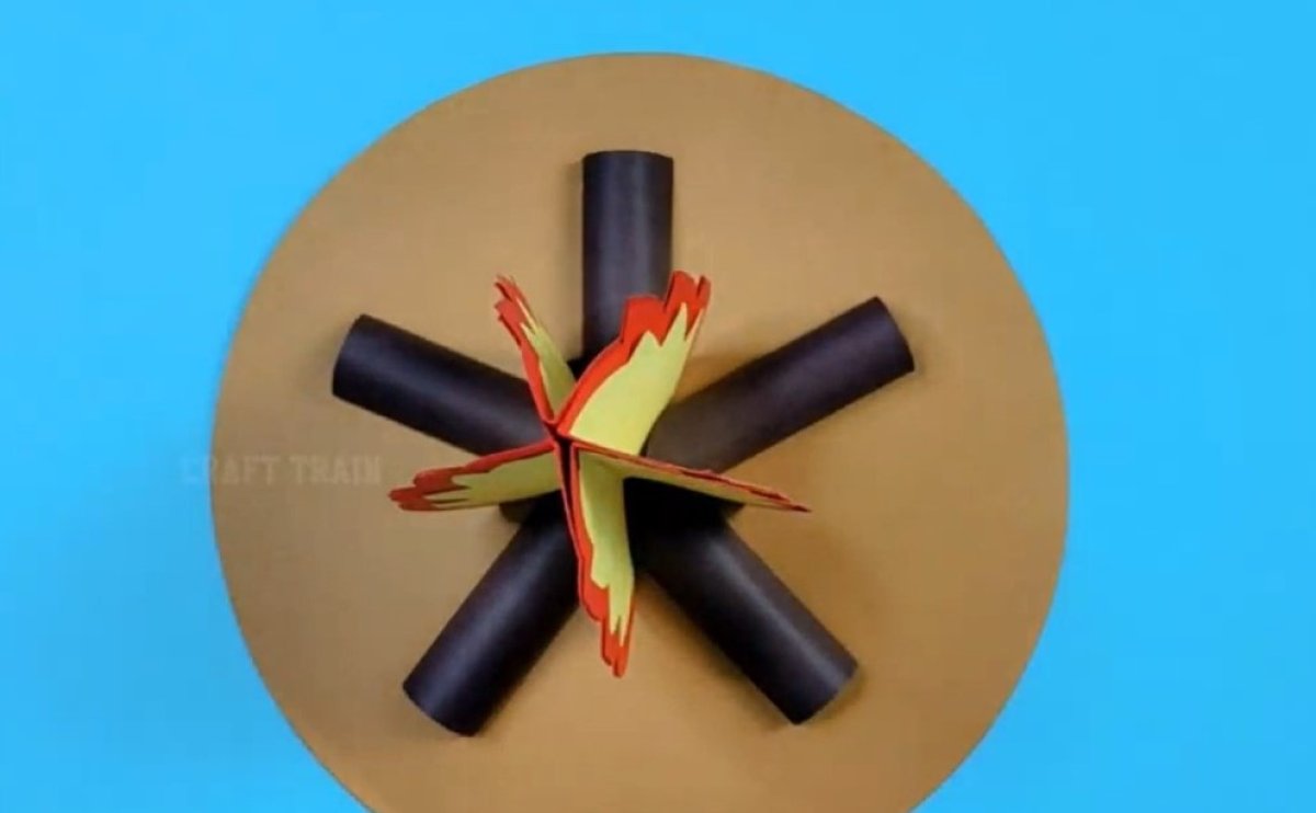 אחד אחרון ודי: מדורה קטנטנה מקיפולי נייר