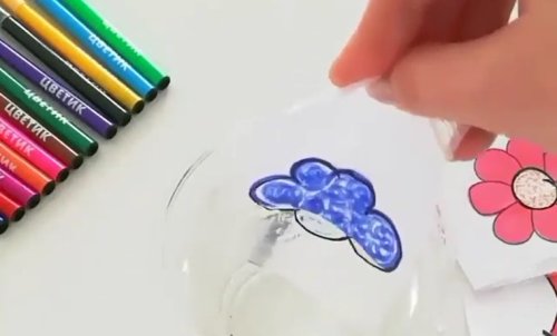 קסם של ציור: כך תכינו ציור שהופך לשקוף בתוך המים