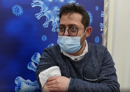 אפי הולך להתחסן
