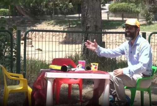 חלומות שמריהו | שמריהו מבקר פילים בספארי