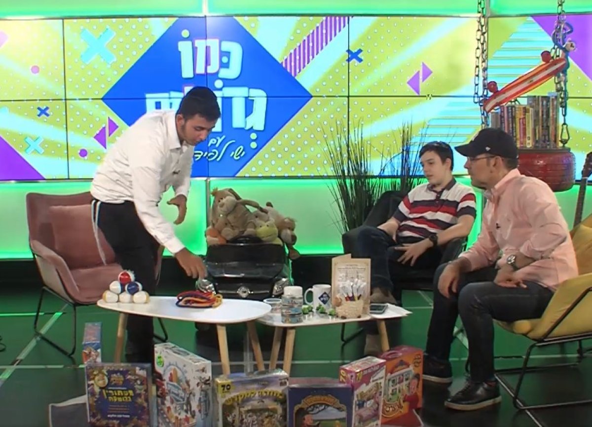 כמו גדולים, עונה 2 | אורחים מעניינים והרבה הפתעות. עם ישי לפידות ויונתן זיו - זריזות ידיים
