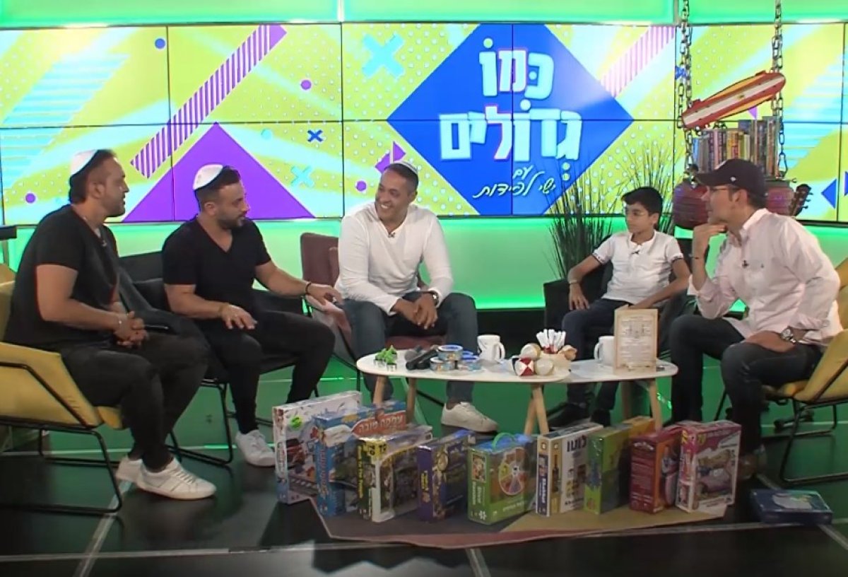 כמו גדולים, עונה 2 | אורחים מעניינים והרבה הפתעות. עם ישי לפידות ויונתן זיו - הפרויקט של רביבו