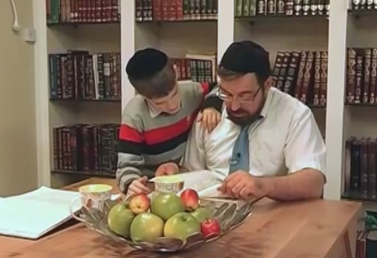 אבות ובנים | שניים שנתקלו זה בזה
