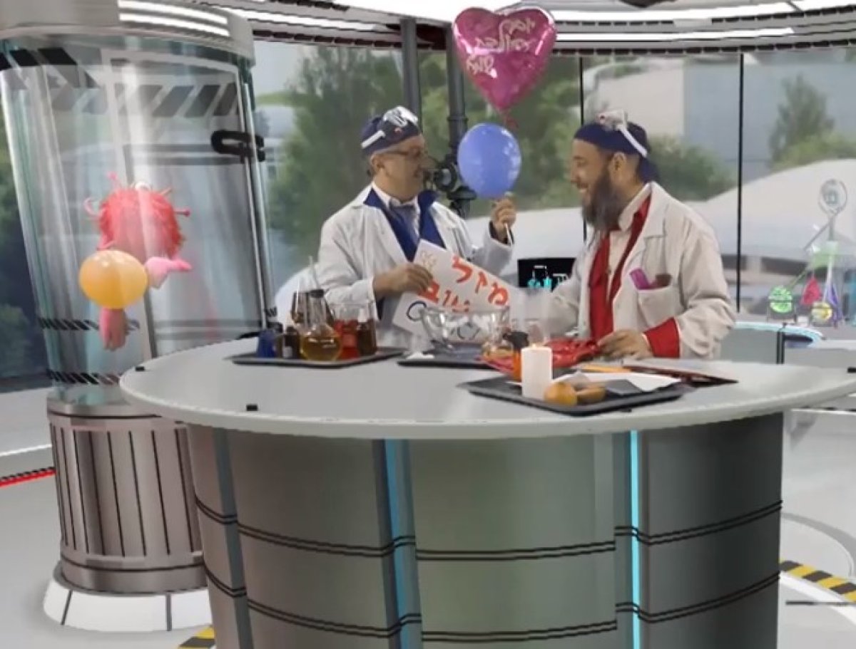 אופס וזבנג עונה 2 | סדרה משעשעת על מדע, מידות וערכים, עם דוקטור זבנג וסניור אופס - אופס וזבנג | אל תדון