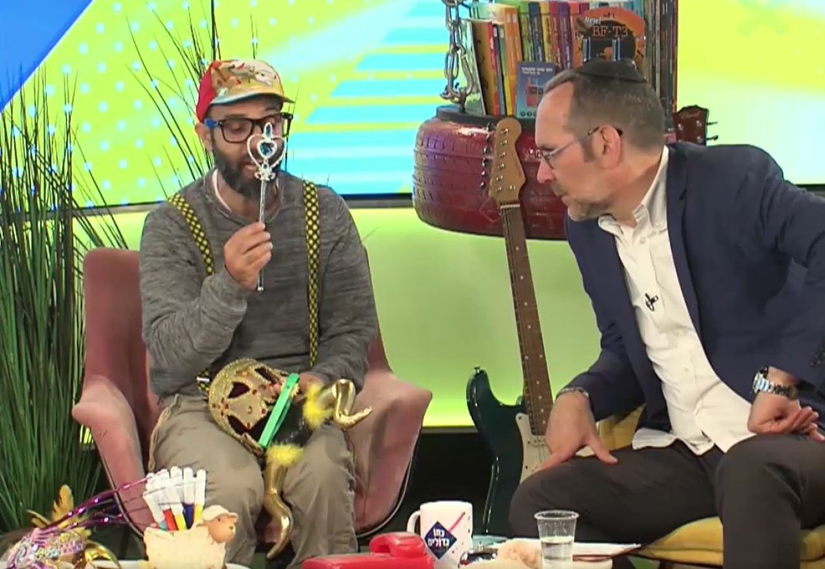 כמו גדולים, עונה 4 | קריאת מגילה